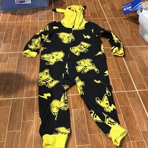🌈4/$25🌈 Kids Pikachu One Piece Pajamas